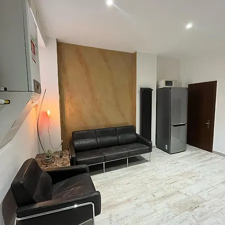Lia House *